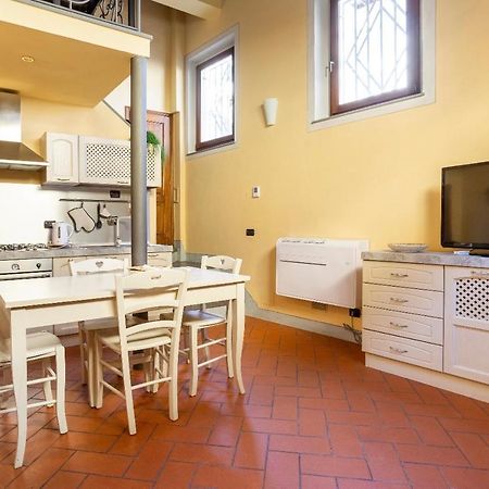 Cozy Classic Italian House Near Santa Croce, On The Lungarno Leilighet Firenze Eksteriør bilde